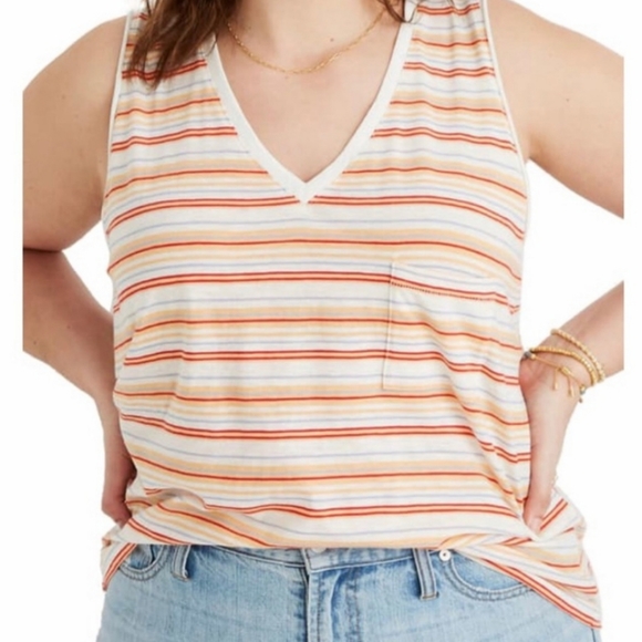 Madewell Whisper Cotton V-neck Pocket Tank - Picture 6 of 6